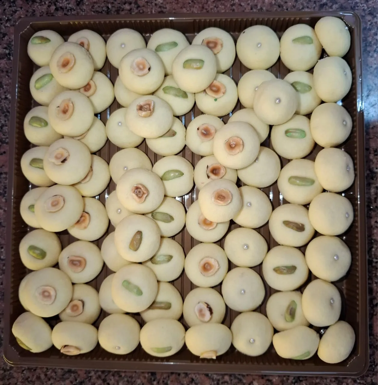 غريبه